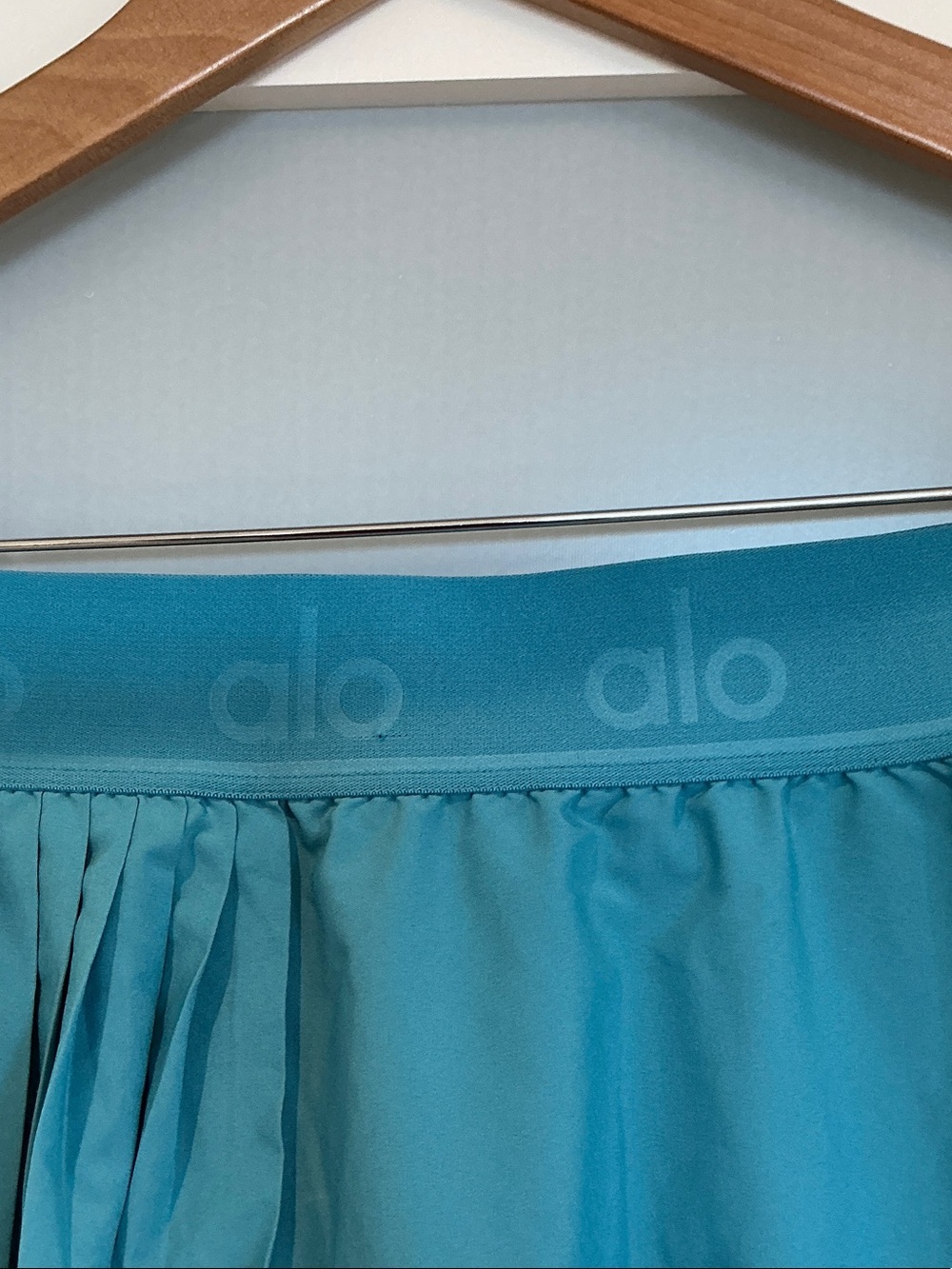 ALO Yoga Teal Pleated Skirt - Picture 6 of 8